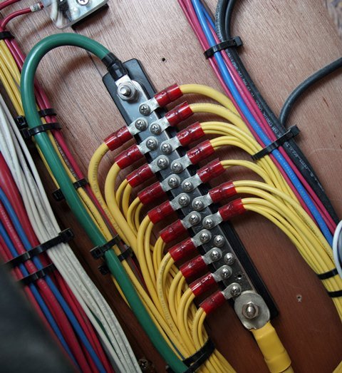 Common BusBar - 20 Gang - 150A - Houseboatparts.com